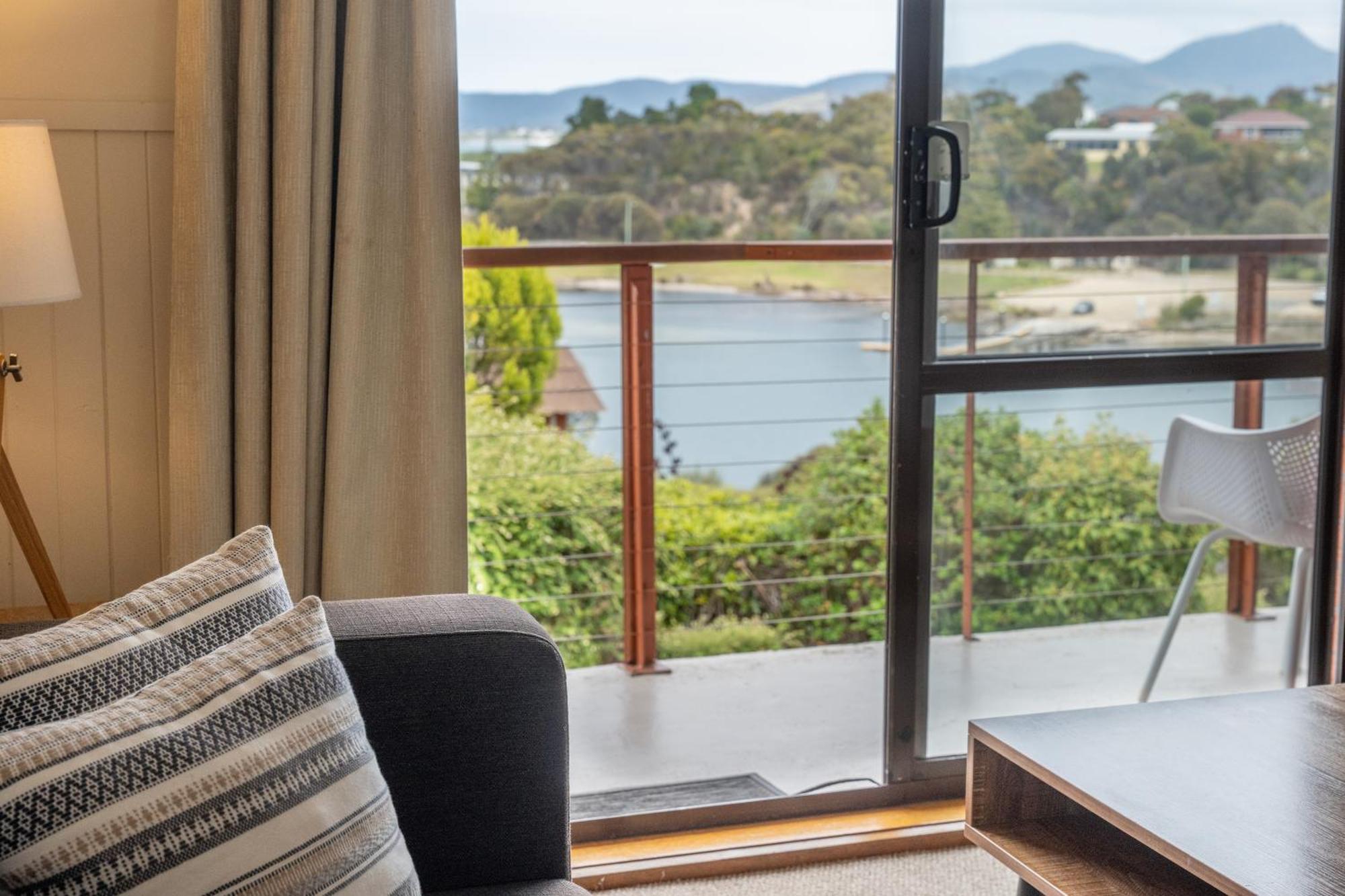 Blue Seas Holiday Villas Scamander Esterno foto
